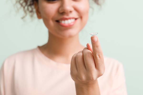 The Process Of Getting Contact Lenses From Your Optometrist