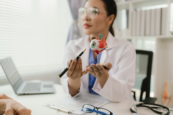 Visiting An Eye Doctor Near Me For A Contact Lens Exam